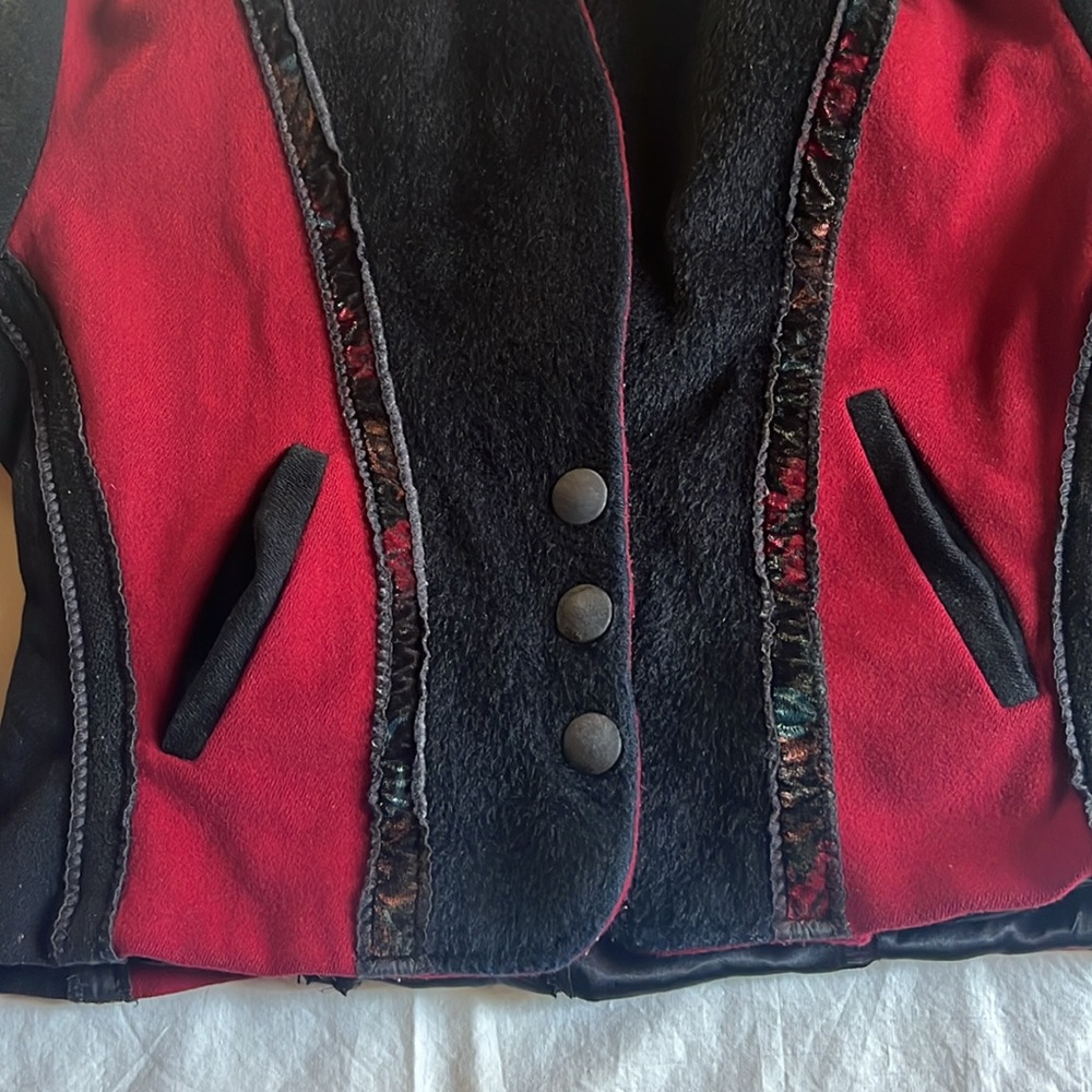 Gorgeous Vintage Coloratura Western Jacket Red Black Warm Small to Medium - Picture 3 of 16